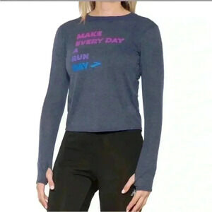 Brooks Distance Graphic Shirt - Long Sleeve in Heather Navy Size XS NWT